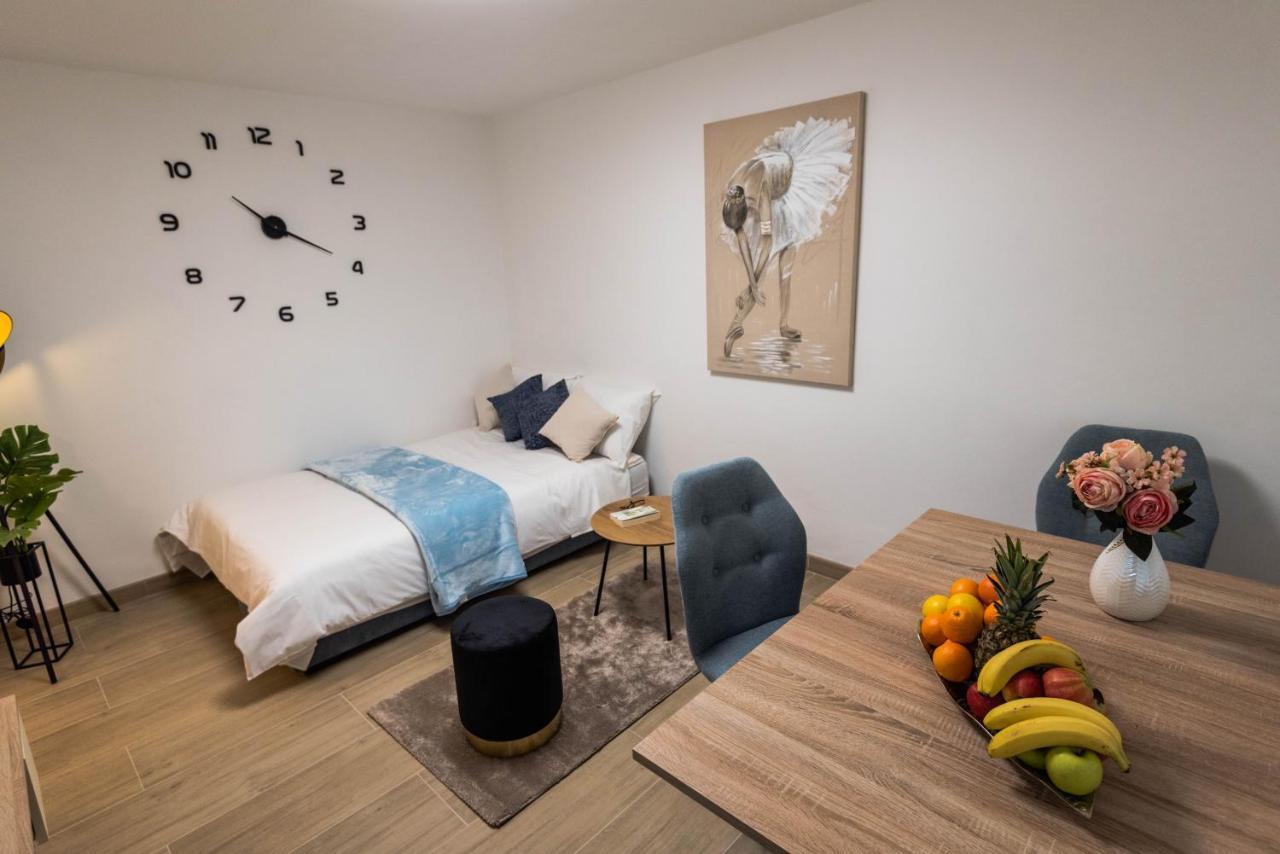 N & D Apartamento Šibenik Exterior foto