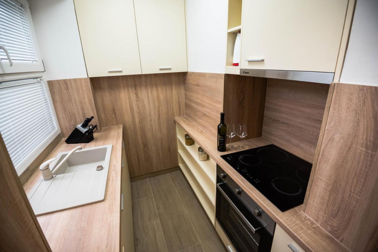 N & D Apartamento Šibenik Exterior foto