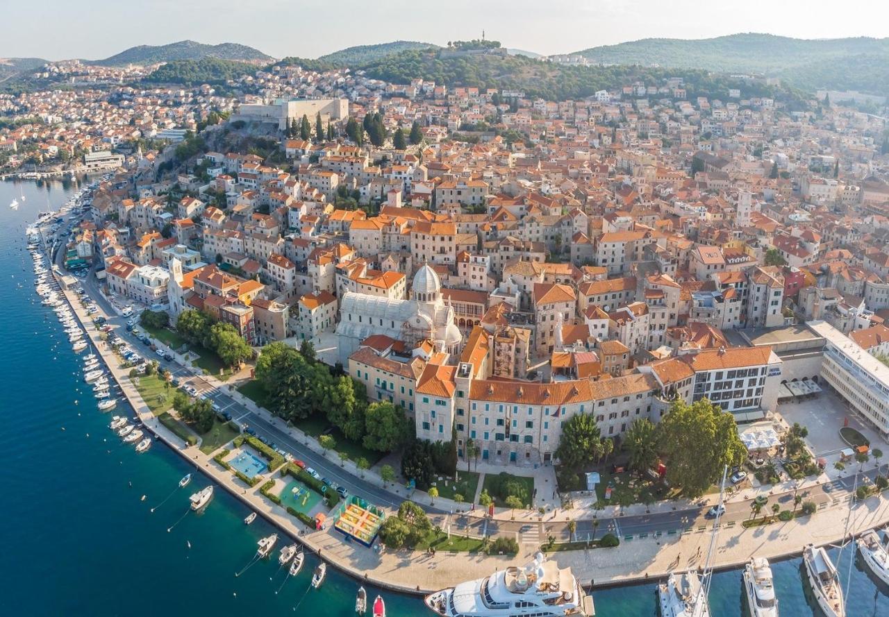 N & D Apartamento Šibenik Exterior foto