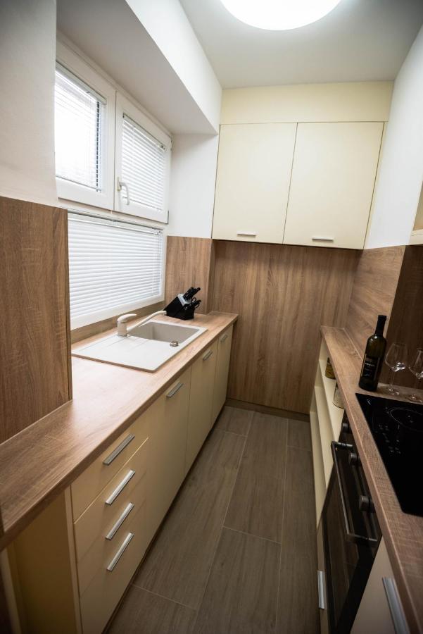 N & D Apartamento Šibenik Exterior foto