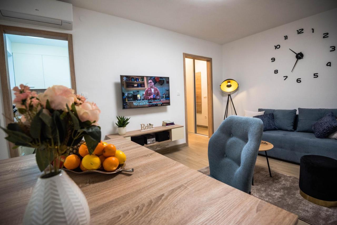 N & D Apartamento Šibenik Exterior foto